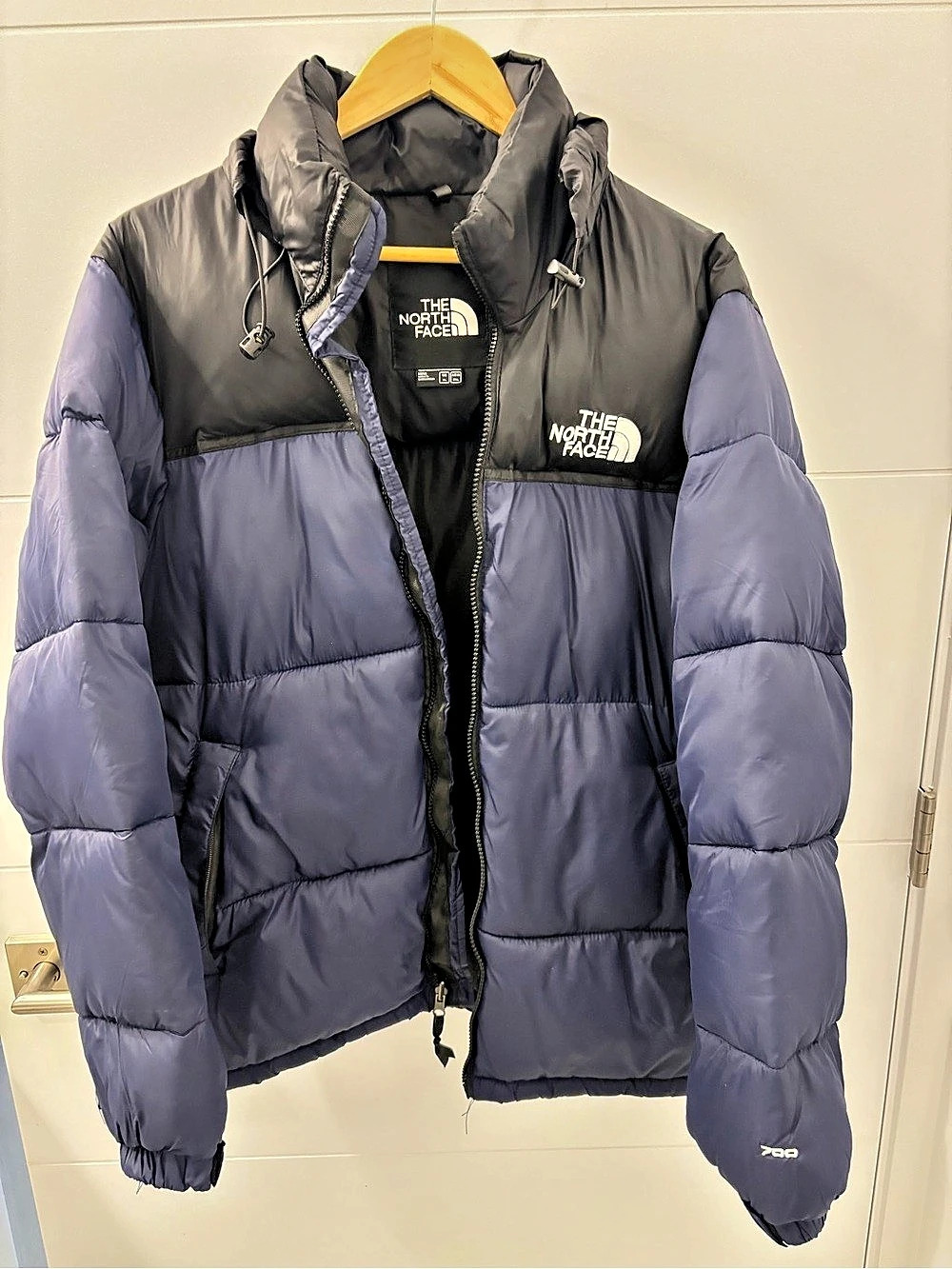 The North Face 1996 Retro Nuptse Jacket Blue & Black Puffer